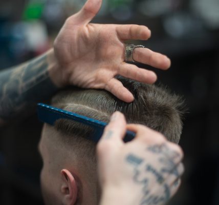 Rosnące zainteresowanie usługami barberów